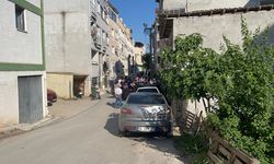 ‘Çöp atma’ tartışması kılıç ve sopalı kavgaya dönüştü: 3 yaralı