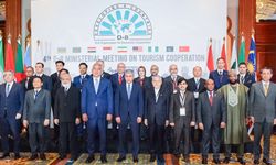 D-8 ülkeleri turizm bakanları Kahire’de bir araya geldi