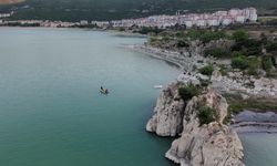Deniz simidi ile göle giren Afgan uyruklu Haroon kayboldu