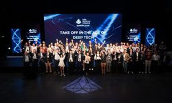 Derin teknoloji liderleri Hello Tomorrow Türkiye Summit 2025'te bir araya geldi