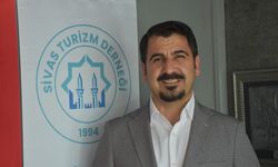 Doğa harikası şelaleye 'çöp' gölgesi