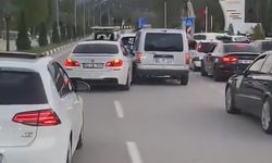 Düğün konvoyunda tehlikeli inatlaşma