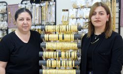 Düğünde altın alamayanlar imitasyon takıya yöneldi