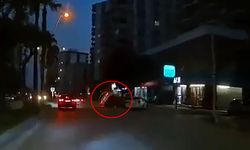 Ehliyetsiz sürücünün makas atarken trafiği birbirine kattığı anlar kamerada