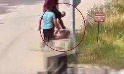 Elazığ'da tekme ve yumruklu kavga kamerada
