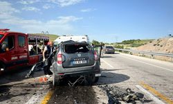 Elazığ’da TIR ile otomobil çarpıştı: 1 ölü, 2 ağır yaralı (2)