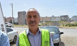 Filistinlilere destek için otomobilini bağışladı