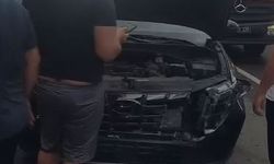Freni boşalan iş makinesinin caddedeki araçlara çarpması kamerada; 2 yaralı