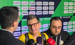 Giovanni Guideti: Buraya gelen taraftarlara daha iyi bir voleybol seyrettirmeyi isterdik / Haber ve fotoğraf eklendi