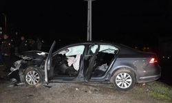 Gümüşhane'de otomobiller çarpıştı; 2'si yaya, 11 yaralı