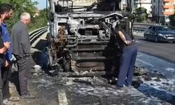 Hafriyat kamyonu alev alev yandı
