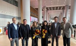 Hagi ve Popescu UEFA Kupası zaferinin yıl dönümü için İstanbul’a geldi