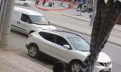 İki grup arasında silah, sopa ve bıçaklı kavga; 4 yaralı