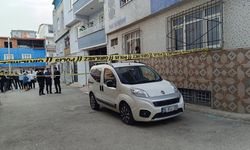 İş dönüşü evinin önünde uğradığı silahlı saldırıda yaralandı