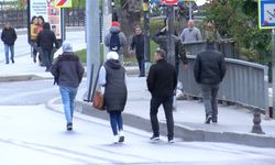 İstanbul- 1 Mayıs tedbirleri kapsamında bazı yollar kapandı; işe gidenler yolda kaldı