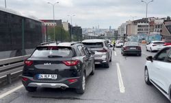 İstanbul - Beylikdüzü'nde düğün konvoyundaki araçlar zincirleme kazaya karıştı: 3 yaralı