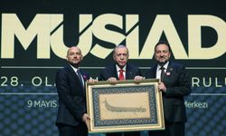 İstanbul- Cumhurbaşkanı Erdoğan: Hükümet olarak fırtınalı sularda gemiyi limana güvenle ulaştıracak iradeye sahibiz / Geniş haber