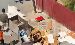 İstanbul- Gaziosmanpaşa'da inşaat işçilerinin taşlı sopalı kavgası kamerada