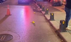 İstanbul - Gaziosmanpaşa'da sokakta husumetlileri ile karşılaştı; sığındığı kafede vuruldu