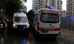 İstanbul- Kadıköy'de iş yerinde çıkan yangın itfaiye ekibinin müdahalesiyle söndürüldü