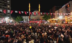 İstanbul - Özgür Özel, Esenler'de konuştu