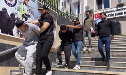 İstanbul- Pendik'te dükkandan cep telefonu çalıp kaçan şüpheli kamerada