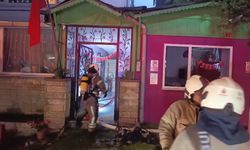 İstanbul - Sarıyer'de 3 katlı anaokulunun çatısı alev alev yandı