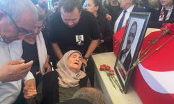 İstanbul- Sırrı Süreyya Önder cenazesi Barbaros camine getirildi  -1