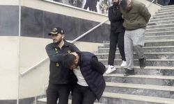 İstanbul - Sultangazi'de hırsızların yakalandıkları anları taksinin araç kamerası görüntüledi