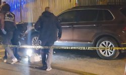 İstanbul - Zeytinburnu'nda sabah maddi hasarlı kaza yapan 2 kişi akşam birbirlerinin iş yerini kurşunladı: 4 tutuklu
