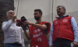 İzmir'de grevin 3'üncü gününde sokaklarda çöpler birikti (2)