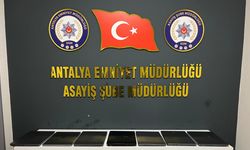Kiralık şirket araçlarını sahte sözleşmeyle satıp, 120 milyon lira dolandırdılar; 4 tutuklama