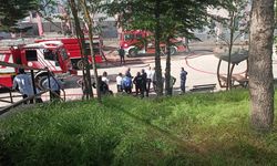 Kocaeli'de okul çatısında yangın