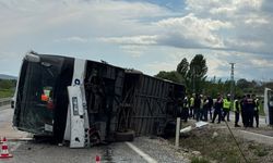 Konya'da yolcu otobüsü devrildi: 14 yaralı