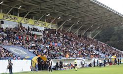 Menemen FK evinde havlu attı