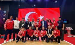 Milli halter Fatmagül Çevik, dünya şampiyonu