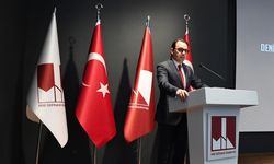 Milli İstihbarat Akademisi'nde, Türkiye'nin deniz yetki alanlarına yönelik panel
