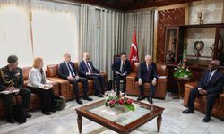 Milli Savunma Bakanı Güler, Kamerun Dış İlişkiler Bakanı Mbella ile bir araya geldi
