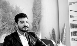 Motosiklet park halindeki midibüse çarptı: 2 ölü / Ek fotoğraflar