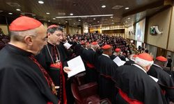 Papalık seçimi süreci yarın başlıyor