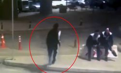 Polisi görünce kaçan firari hükümlünün yakalandığı anlar kamerada