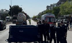 Sağından geçmeye çalıştığı TIR’a çarpan motosikletin sürücüsü öldü