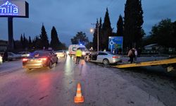Sakarya'da taksi ile otomobilin çarpıştığı kaza kamerada: 6 yaralı
