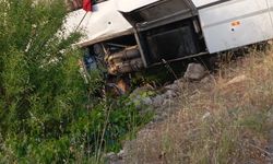 Tur otobüsü şarampole düştü: 16 yaralı