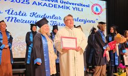 YÖK’ün kontenjanıyla üniversiteli olan 34 yaş üstü kadınlar mezun oldu