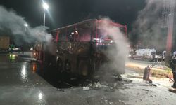 Yolcu otobüsü alev alev yandı / Ek fotoğraflar