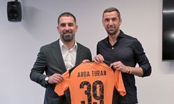 Arda Turan, Shakhtar Donetsk yönetimindeki ilk antrenmanına çıktı