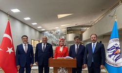 Bakan Göktaş, kadın kooperatifinde hamur açtı (2)