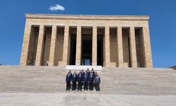 Bakan Tunç, yeni HSK üyeleriyle Anıtkabir'i ziyaret etti