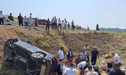 Bingöl'de otomobil şarampole devrildi: 5 yaralı